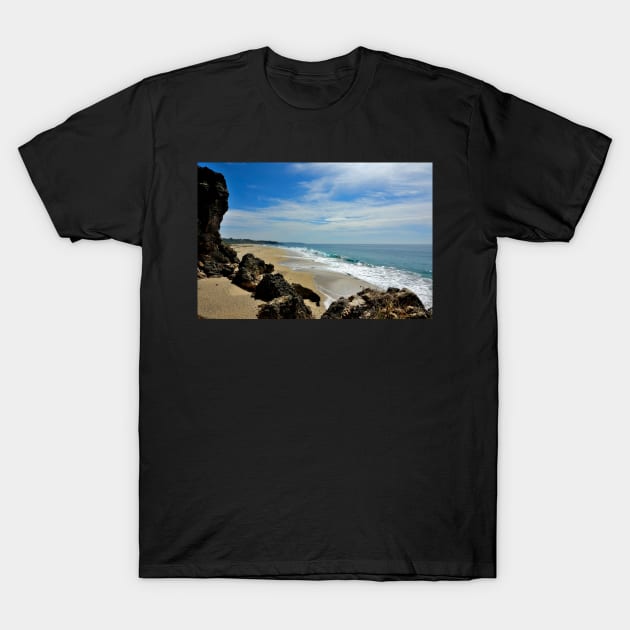 Plage déserte du Mexique T-Shirt by franck380